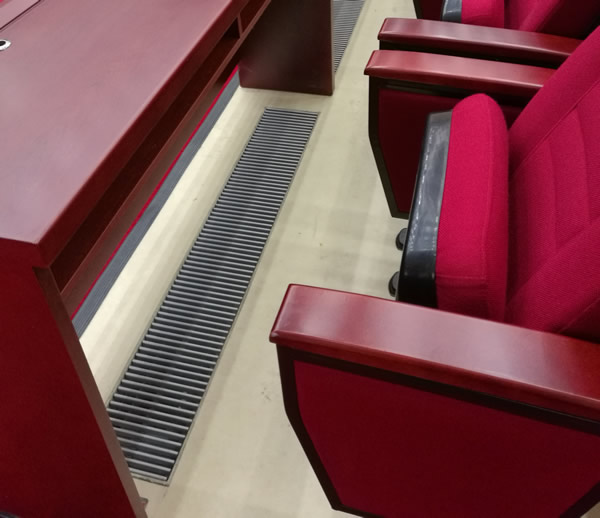北京房山报告厅（地板自然对流嵌入式散热器）安装