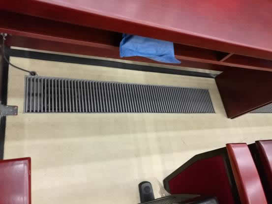 北京房山报告厅（地板自然对流嵌入式散热器）安装