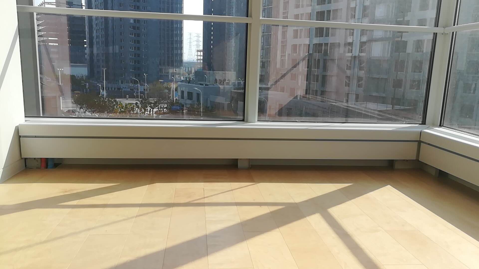 低地台玻璃幕墙型散热器